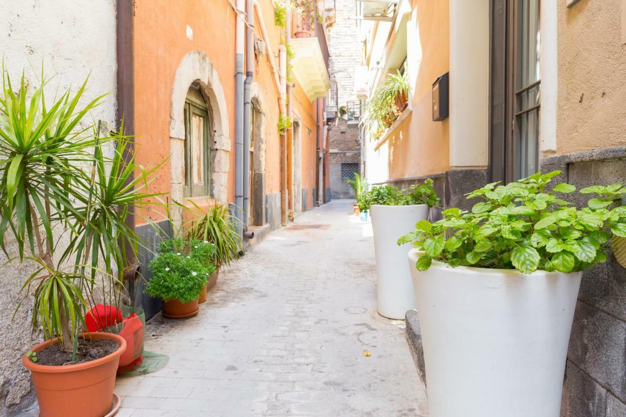 Apartament Ciraulo Catania Centro Storico Exterior foto